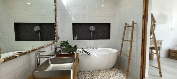 Villa de 3 dormitorios en Ko Samui, Thailand No. 33631 17