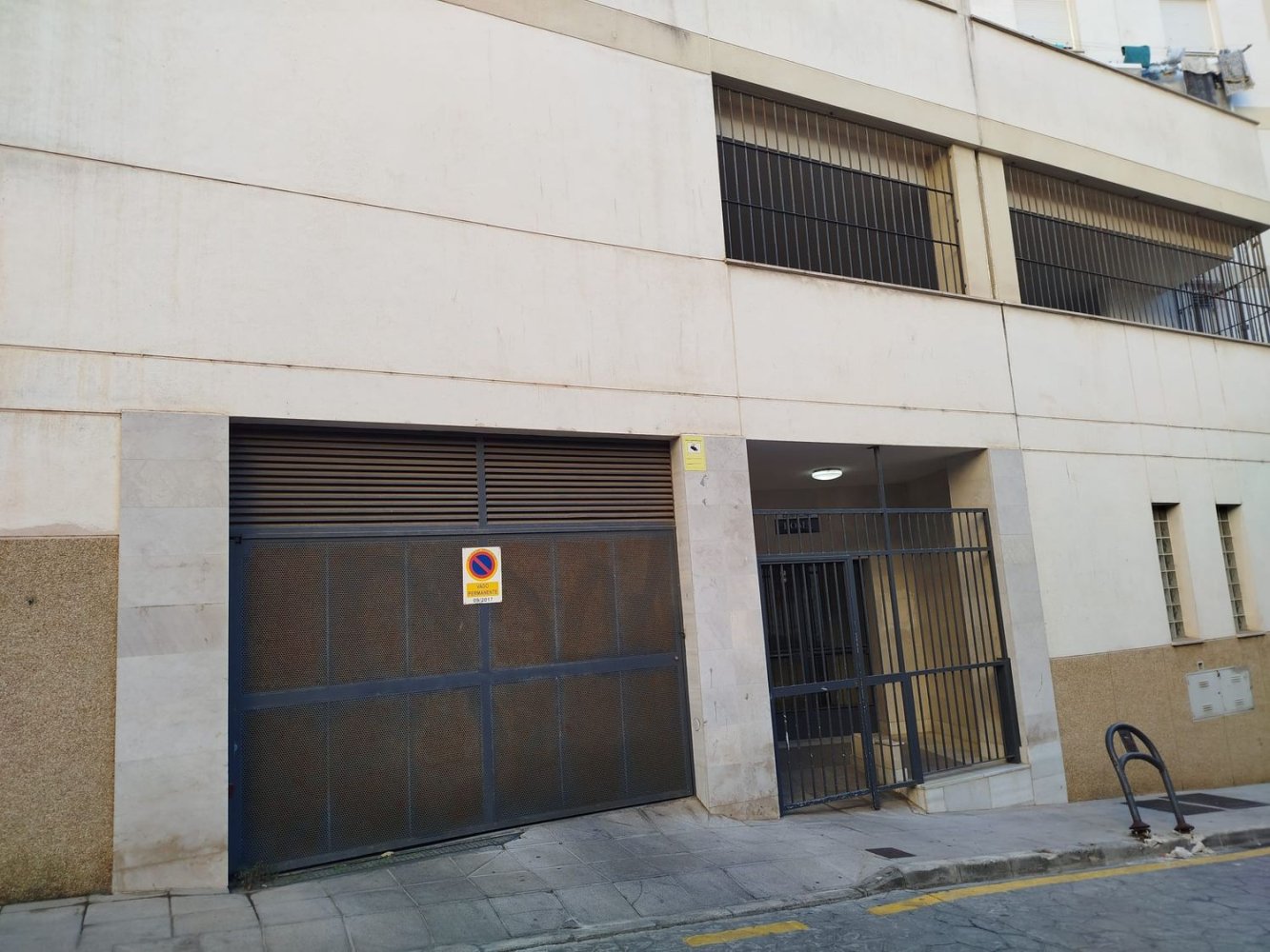  مرآب في Ceuta, Spain رقم 197281