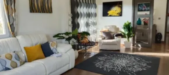 4 bedrooms House in Monovar, Spain No. 84018 4