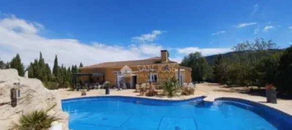 4 bedrooms House in Monovar, Spain No. 84018 34