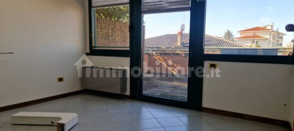 Oficina de 5 habitaciónes en Udine, Italy No. 23677 12