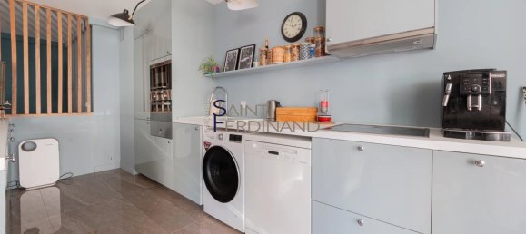 3 bedrooms Apartment in Paris, France No. 172287 5