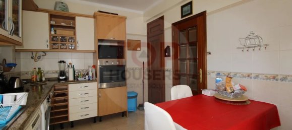 4 bedrooms House in Faro, Portugal No. 130949 13