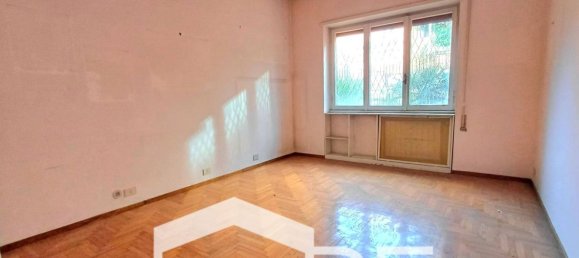 5 rooms Apartment in Rome, Italy No. 74266 6