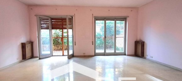 5 rooms Apartment in Rome, Italy No. 74266 23