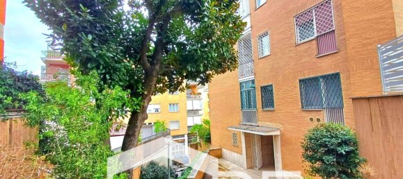 5 rooms Apartment in Rome, Italy No. 74266 9