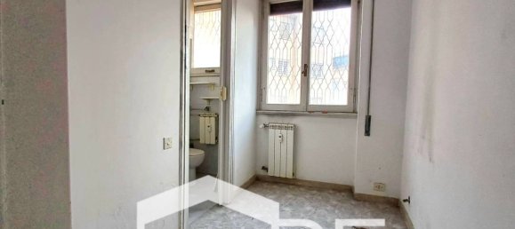 5 rooms Apartment in Rome, Italy No. 74266 26