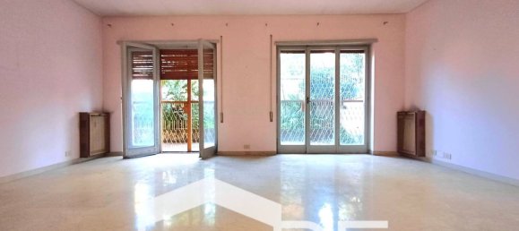 5 rooms Apartment in Rome, Italy No. 74266 12
