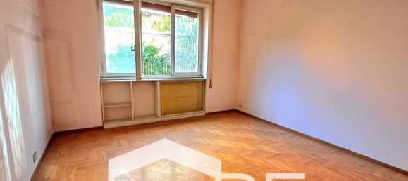 5 rooms Apartment in Rome, Italy No. 74266 5