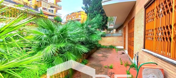 5 rooms Apartment in Rome, Italy No. 74266 10