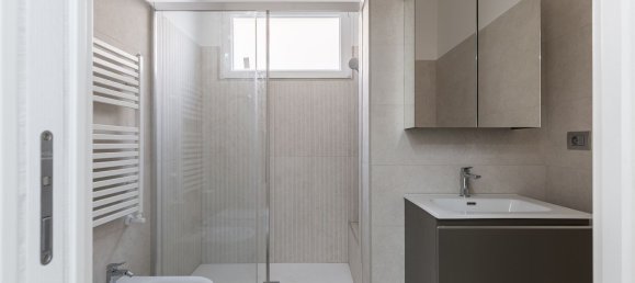 3 rooms Apartment in Rome, Italy No. 272335 12