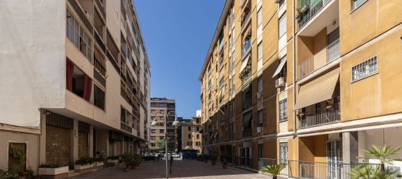 3 rooms Apartment in Rome, Italy No. 272335 39