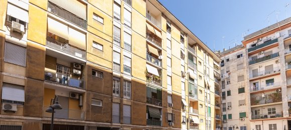 3 rooms Apartment in Rome, Italy No. 272335 36