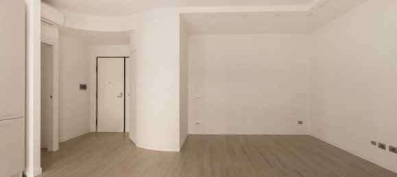 3 rooms Apartment in Rome, Italy No. 272335 3