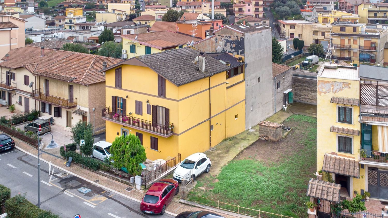 Дуплекс с 2 комнатами в Сан Чезарео, Италия № 202406