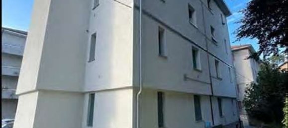 2 rooms Apartment in Como, Italy No. 6847 2