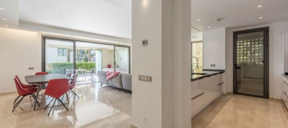 Квартира с 3 спальнями в Марбелья, Испания № 111648 6