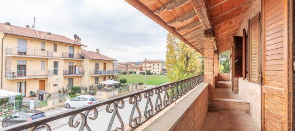 Edificio de 14 habitaciónes en Città della Pieve, Italy No. 229763 12