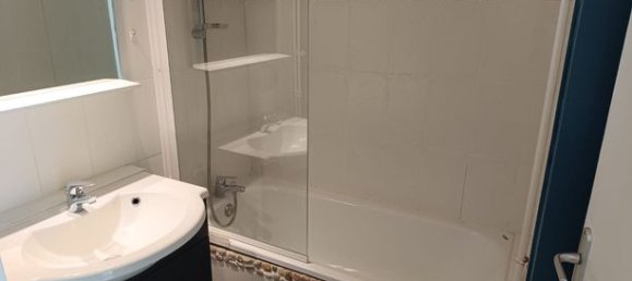 2 bedrooms Apartment in Lys-lez-Lannoy, France No. 280954 3