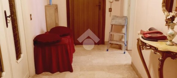 2 bedrooms Apartment in Turin, Italy No. 52334 9