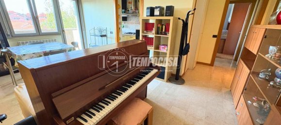 2 rooms Apartment in Legnano, Italy No. 318536 6