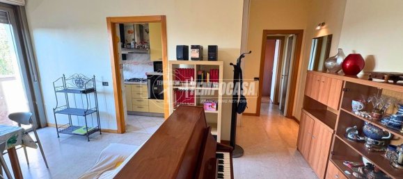 2 rooms Apartment in Legnano, Italy No. 318536 3