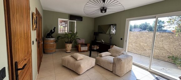 3 bedrooms Villa in Istres, France No. 342440 7