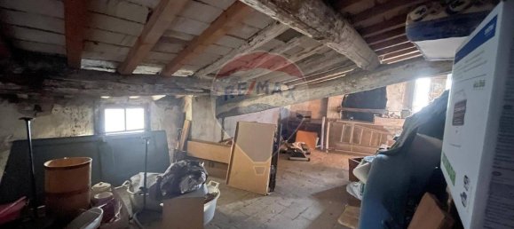 5 rooms Apartment in Città di Castello, Italy No. 157180 25