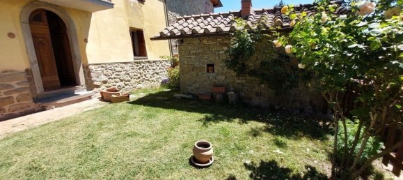 3-salle Appartement à Arezzo, Italy No. 214610 47
