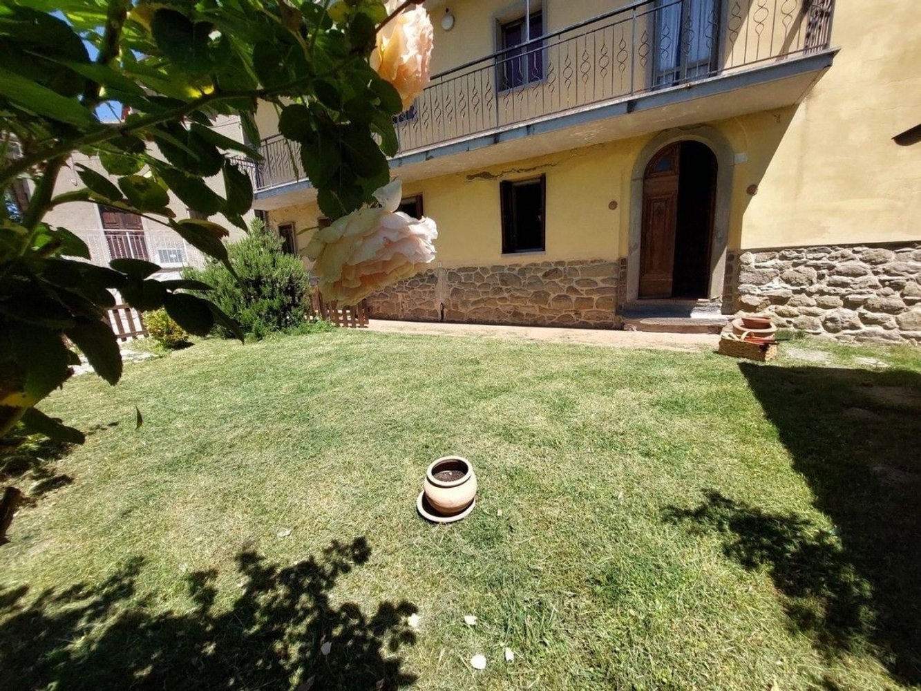 3-salle Appartement à Arezzo, Italy No. 214610
