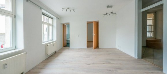 Квартира с 3 комнатами в Штутгарт, Германия № 110766 23