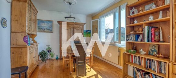 4 bedrooms House in Echirolles, France No. 205559 5