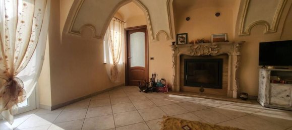 7 rooms House in Foglizzo, Italy No. 92869 28