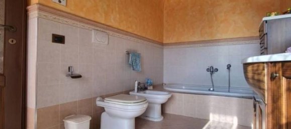 7 rooms House in Foglizzo, Italy No. 92869 22