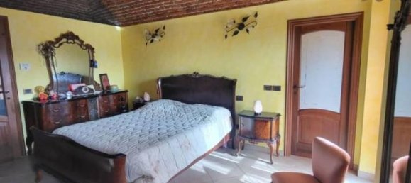 7 rooms House in Foglizzo, Italy No. 92869 23