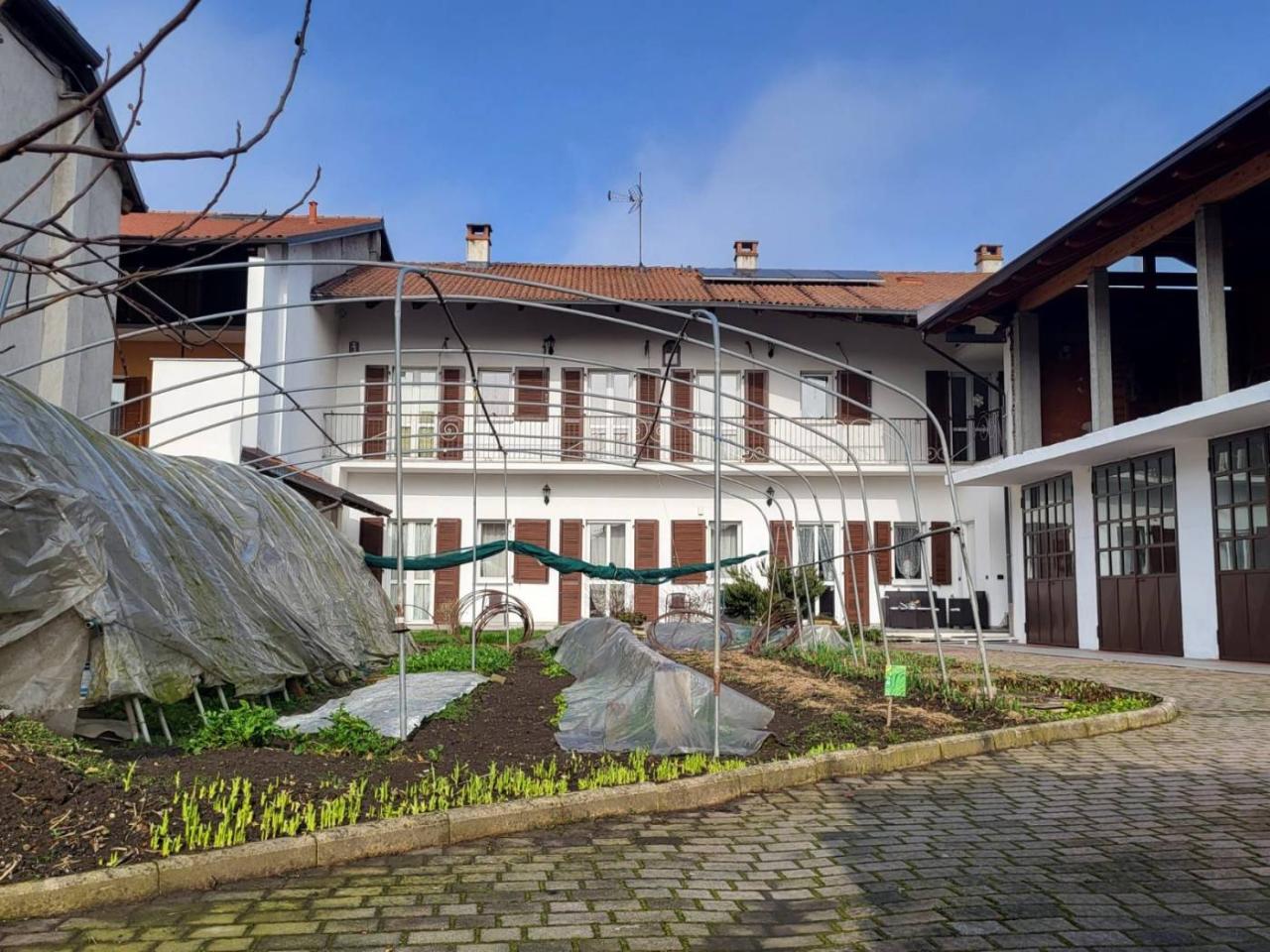 7 rooms House in Foglizzo, Italy No. 92869