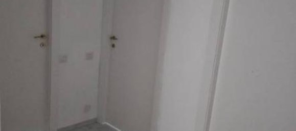 4 rooms Apartment in Varese, Italy No. 36122 5