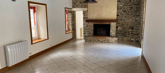 4 bedrooms House in Manche, France No. 356316 2