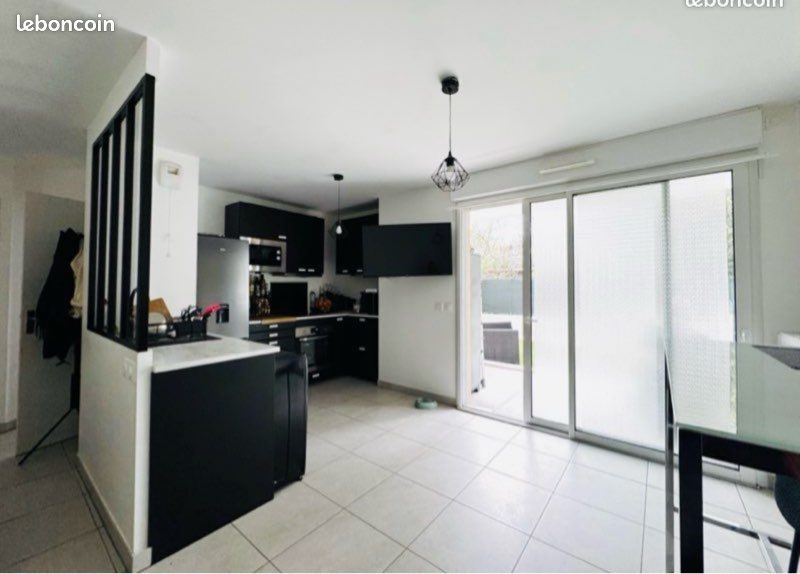 1 chambre Appartement à Toulon, France No. 305156