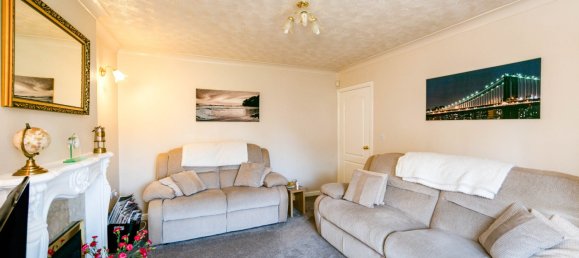 4 bedrooms House in Barnsley, United Kingdom No. 2441 3