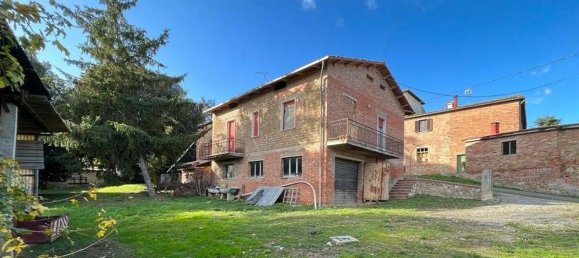 Дом с 5 комнатами в Лучиньяно, Италия № 93050 7