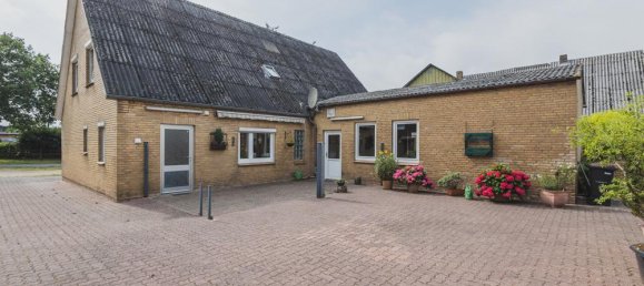 Дом с 6 комнатами в Шлезвиг-Фленсбург, Германия № 298079 3