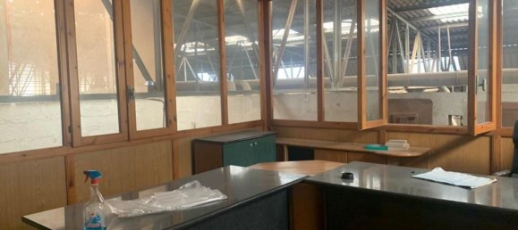 800m² Warehouse in Melito di Napoli, Italy No. 74102 13