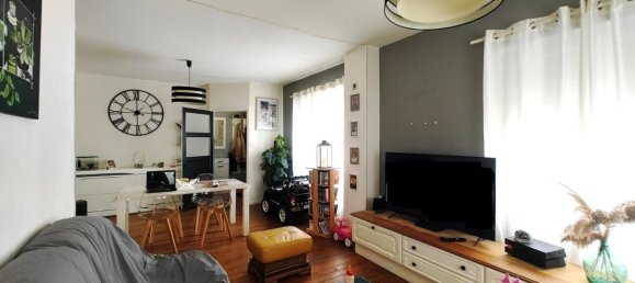 Коммерческая недвижимость с 8 спальнями в Дортан, Франция № 204306 4