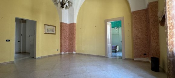 3 bedrooms House in Surbo, Italy No. 353896 32