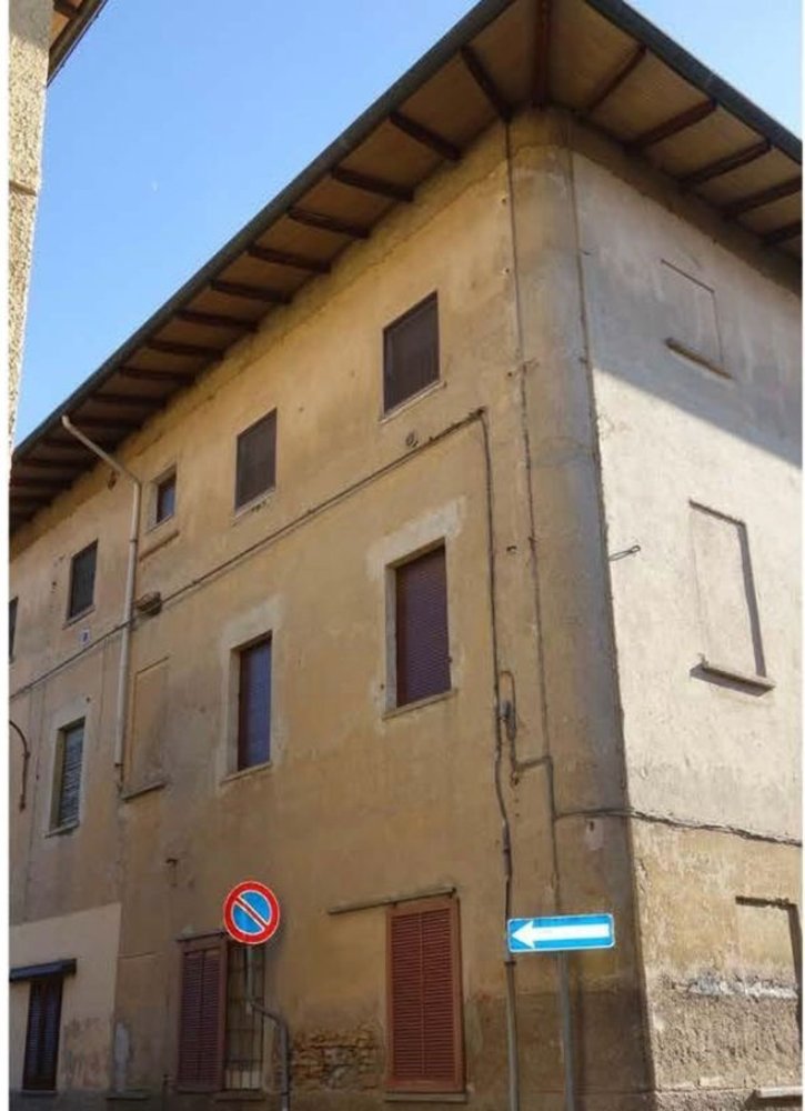 3 rooms Apartment in Buscate, Italy No. 89606