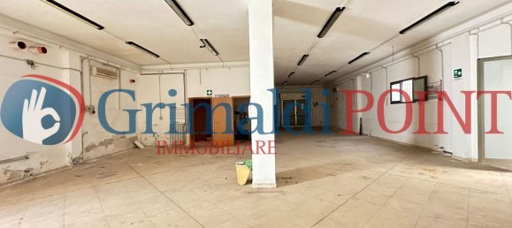 521m² Office in Trepuzzi, Italy No. 57734 28