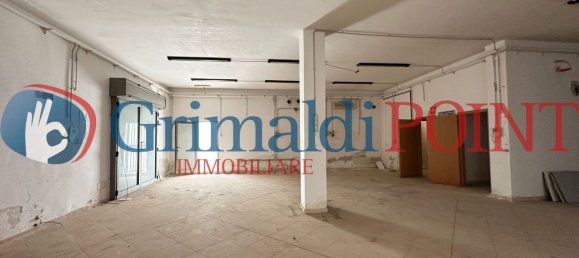 521m² Office in Trepuzzi, Italy No. 57734 12