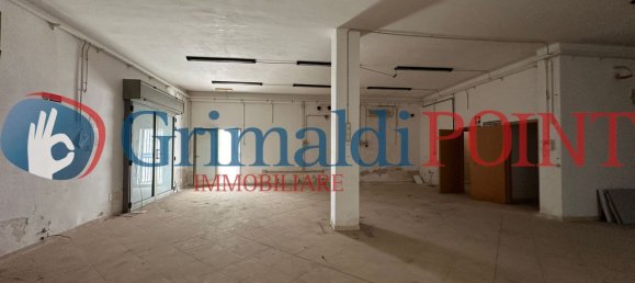 521m² Office in Trepuzzi, Italy No. 57734 5
