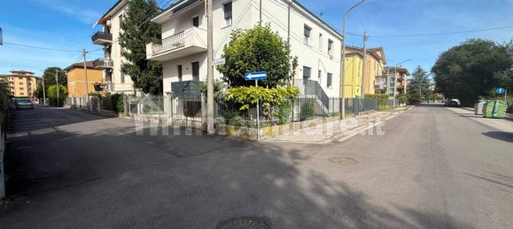 3 bedrooms Villa in Vicenza, Italy No. 365947 2
